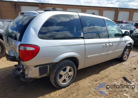 2005 Dodge Grand Caravan Sxt from USA, damaged, VIN 2D4GP44LX5R288356